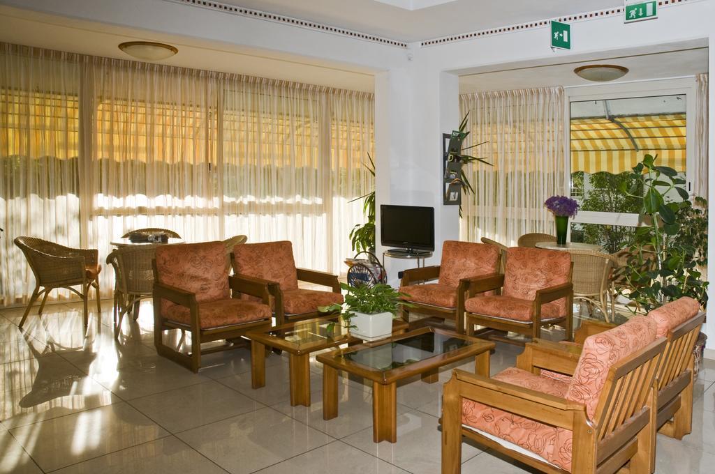 Hotel Donatello Cesenatico Esterno foto